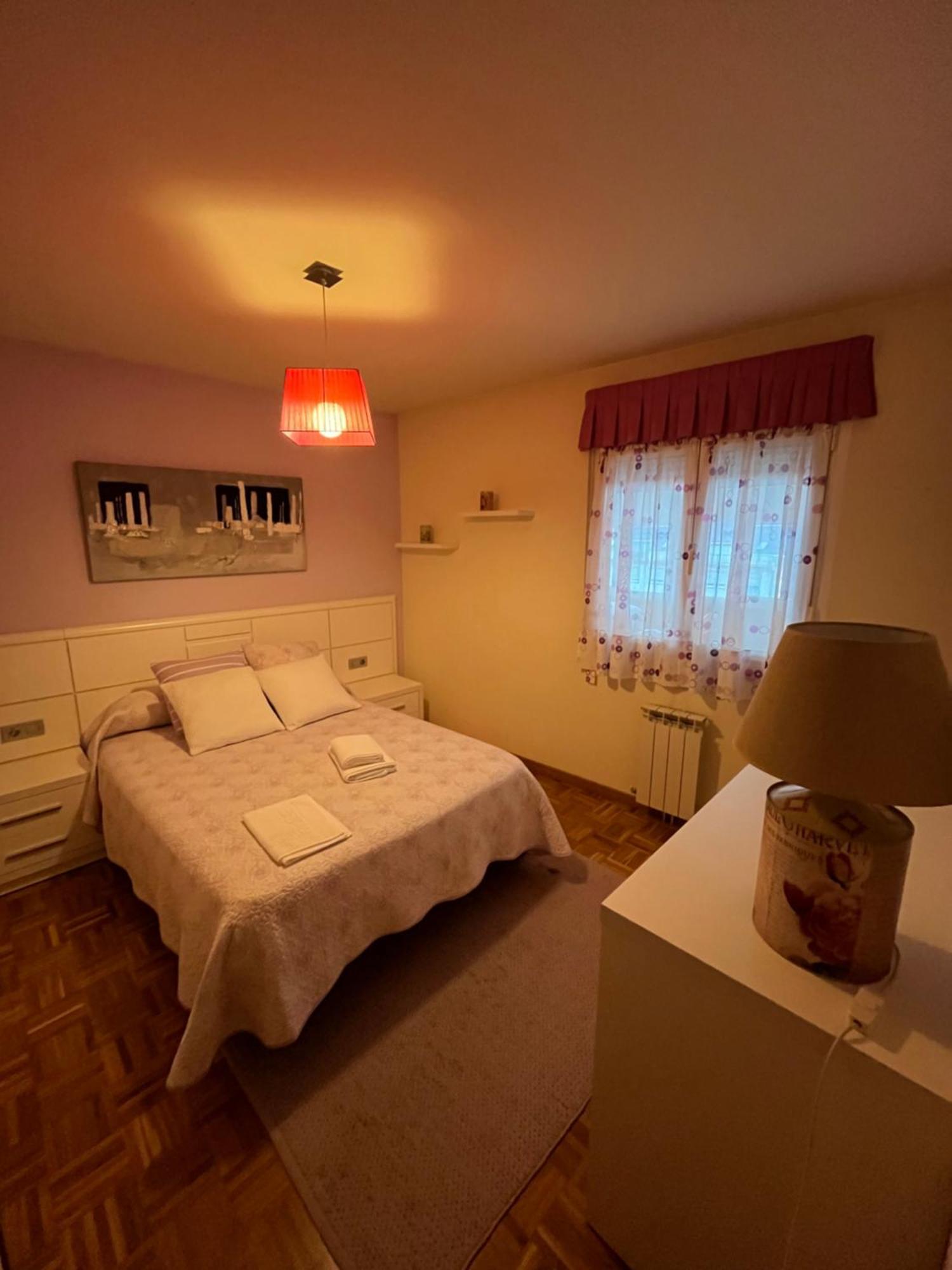 Tres Ruas Apartment A Pontenova Bagian luar foto